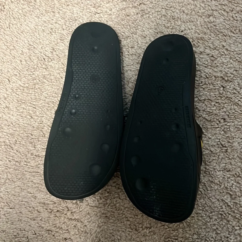 Off White Slides - Picture 2 of 3